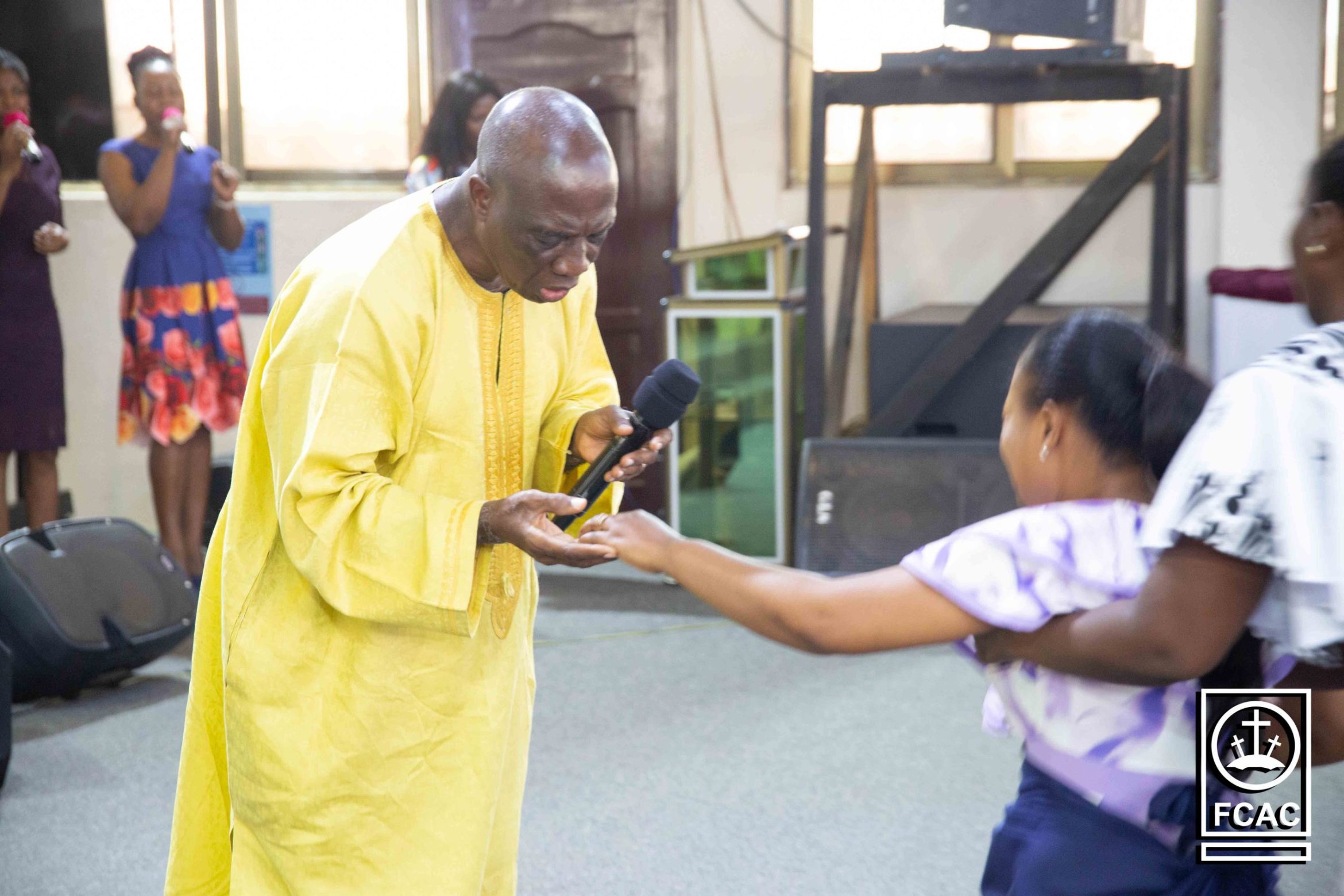 SundayService_Ministration3-scaled.jpg
